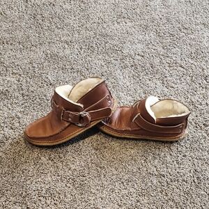 Cozy Brown Womens Shoes